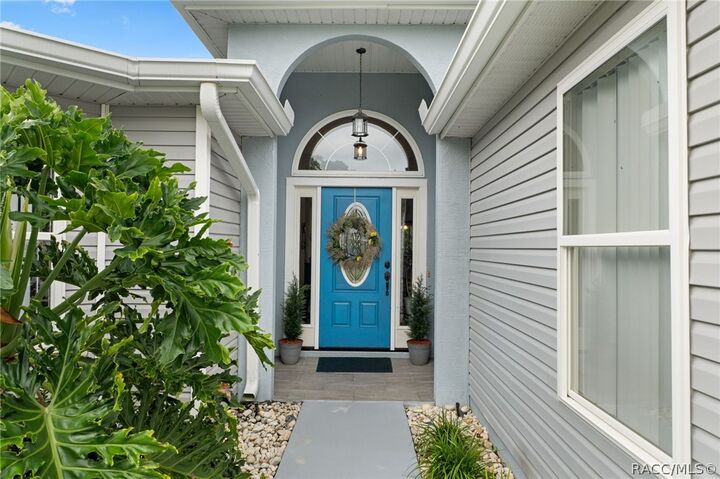 Property Photo:  242 N Golf Harbor Path  FL 34450 