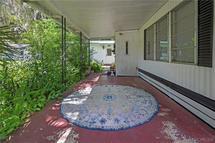 Property Photo: 223 N Line Avenue FL 34450
