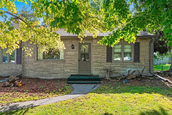 Property Photo:  2615 W Highway Drive  WI 54914-1537 