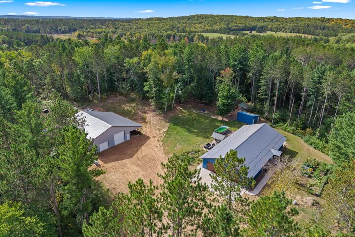 Property Photo:  W5135 Oak Hill Road  WI 54888 