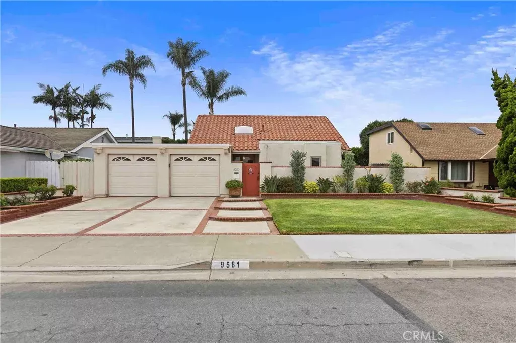 Property Photo: 9581 Landfall CA 92646