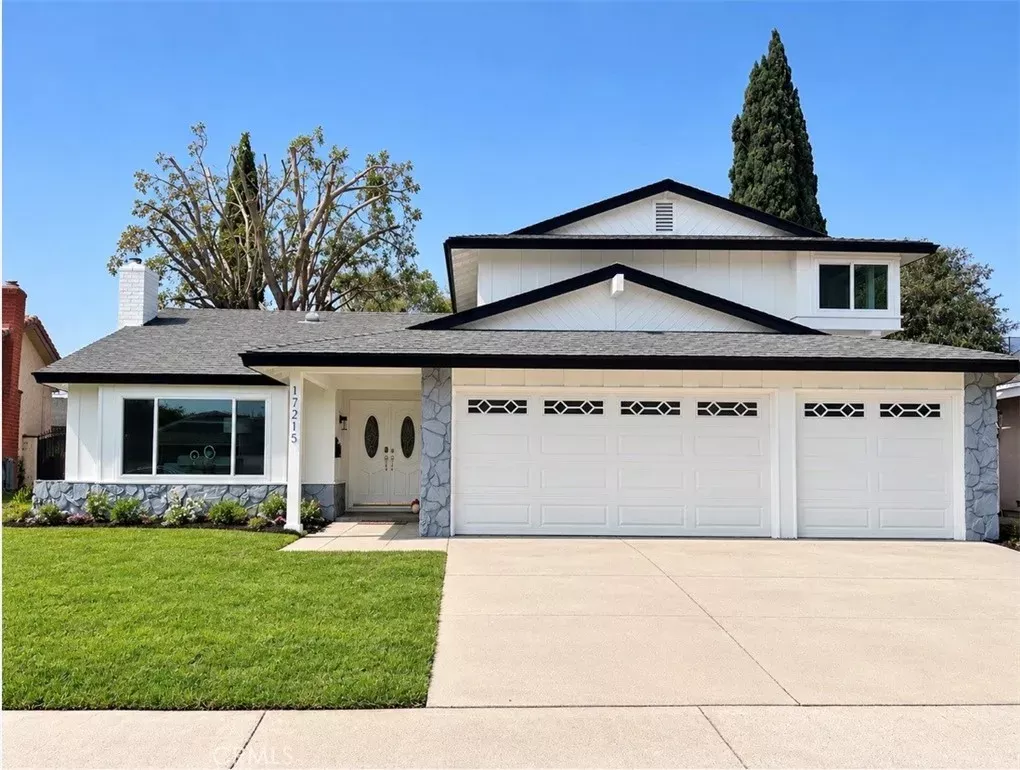 Property Photo:  17215 Buttonwood St  CA 92708 