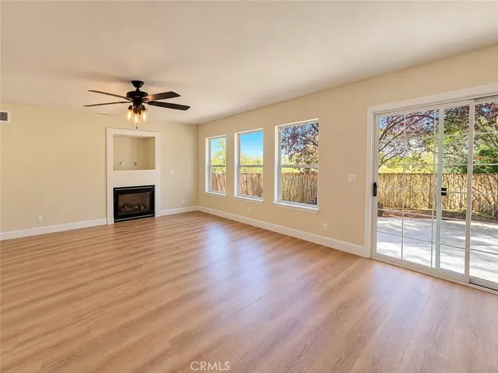 Property Photo: 113 El Dorado Court CA 93446