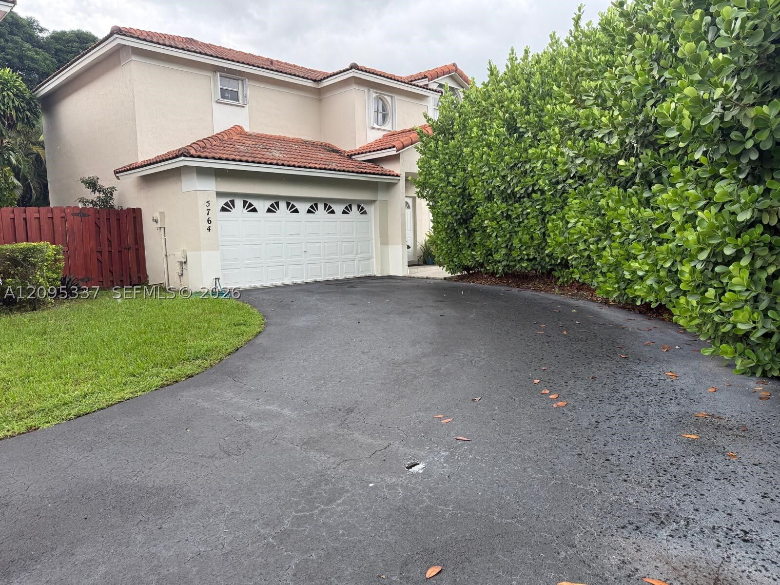 Property Photo: 5764 NW 98th Ct 5764 FL 33178