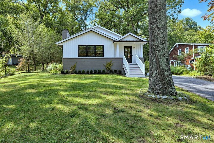 Property Photo: 105 Old Dike Road CT 06611