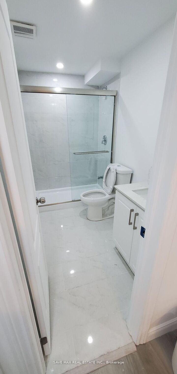 Property Photo:  27 Blacksmith Drive Lower  ON N0B 1M0 