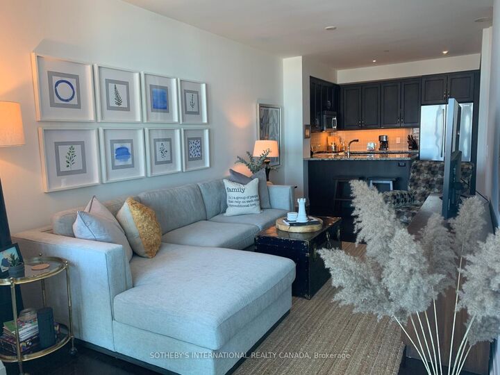 Property Photo:  11 Bronte Road 624  ON L6L 0E1 