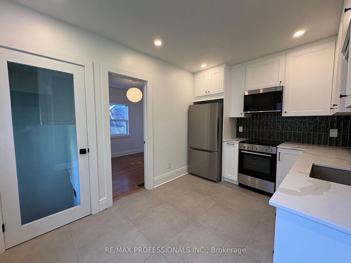 Property Photo: 71 Bernice Crescent ON M6N 1W7