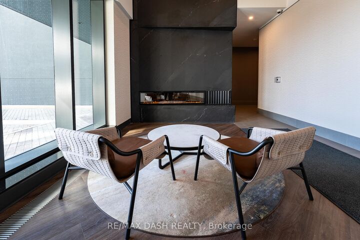Property Photo:  1007 The Queensway Avenue 208  ON M8Z 0H4 