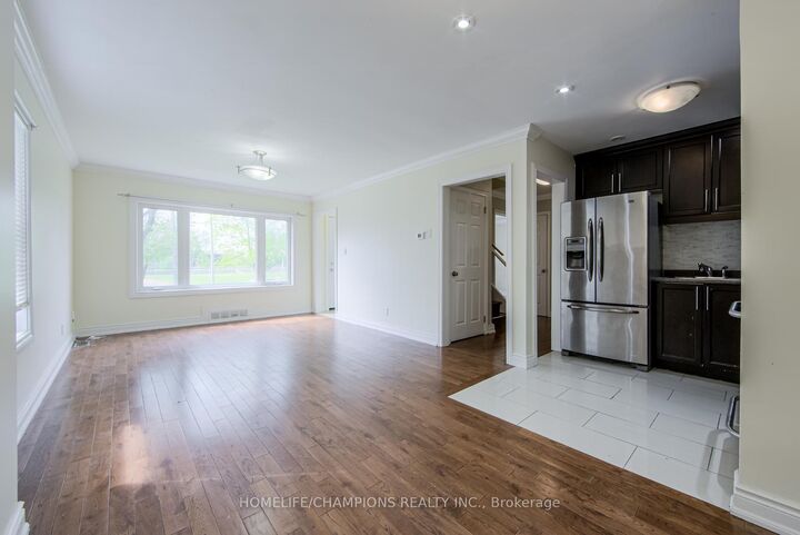 Property Photo:  4300 Lawrence Avenue E  ON M1E 2S9 