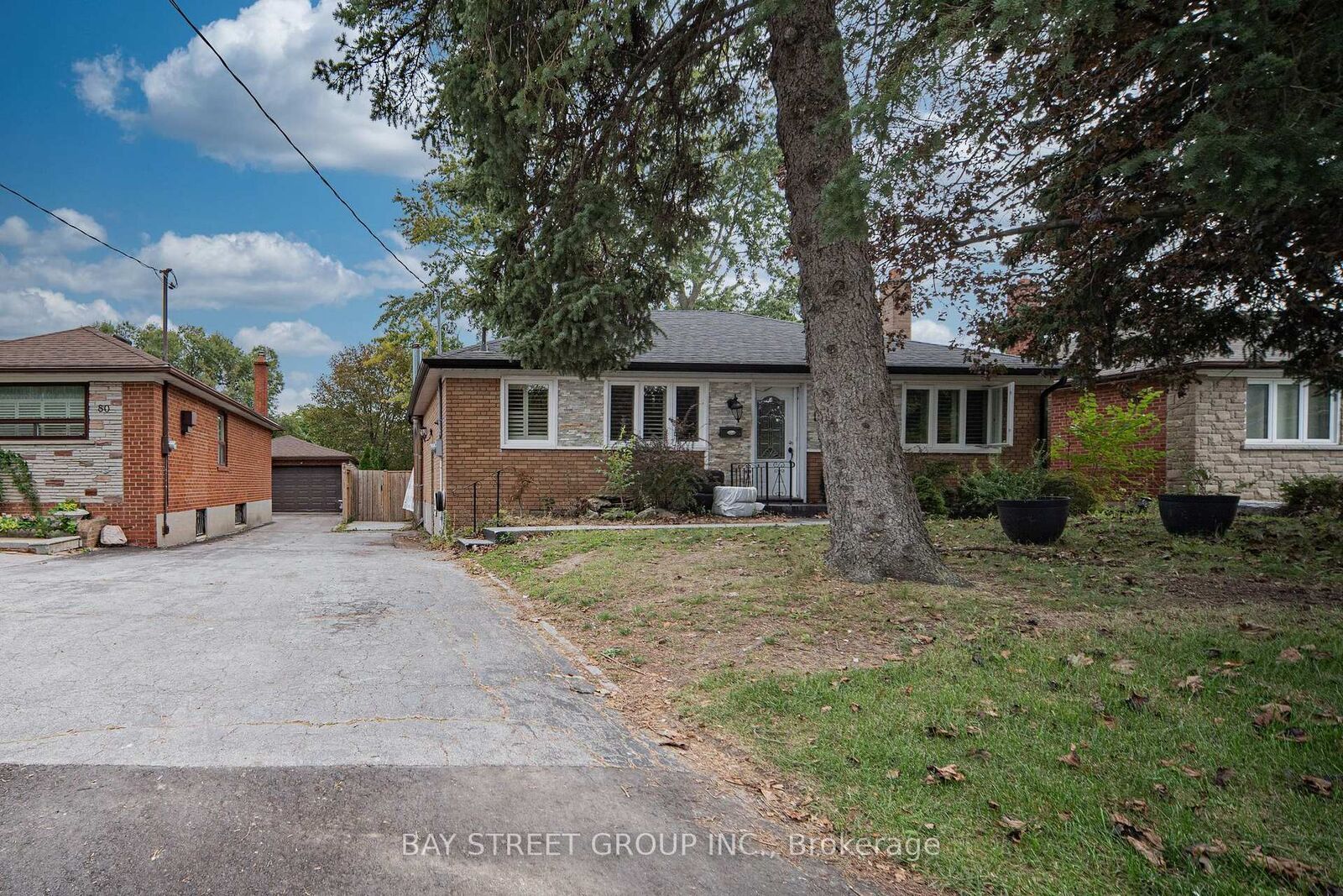 Property Photo: 82 Exbury Road Basement ON M3M 1R1