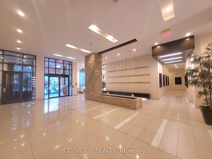 Property Photo:  500 Doris Avenue 2126  ON M2N 0C1 