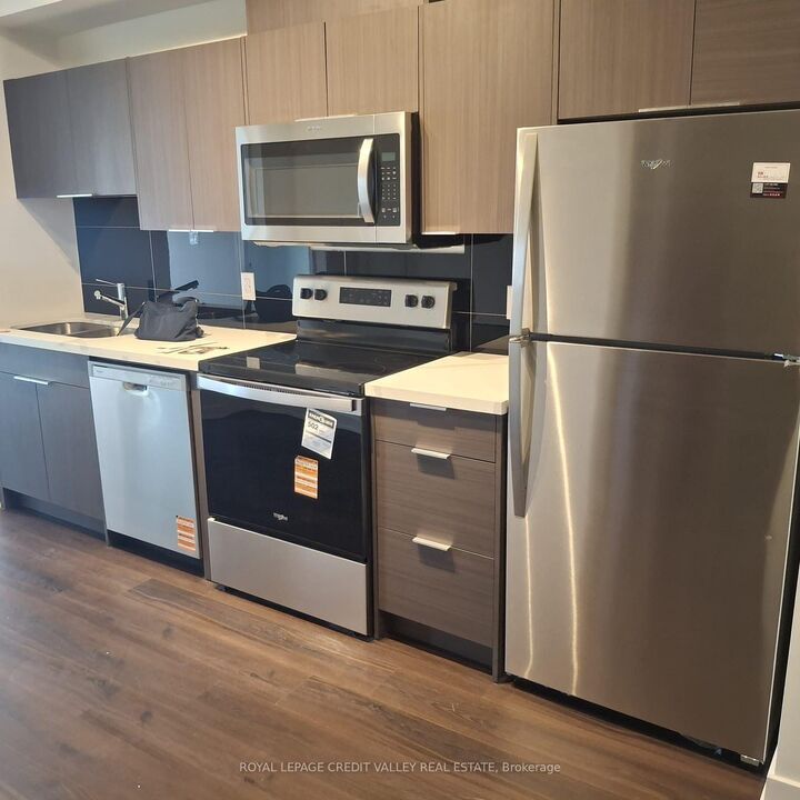 Property Photo:  2839 Jane Street 505  ON M3N 2J5 