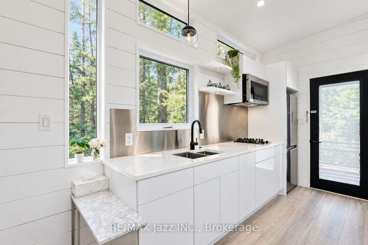 Property Photo:  473 Fleetwood Road  ON L0B 1K0 