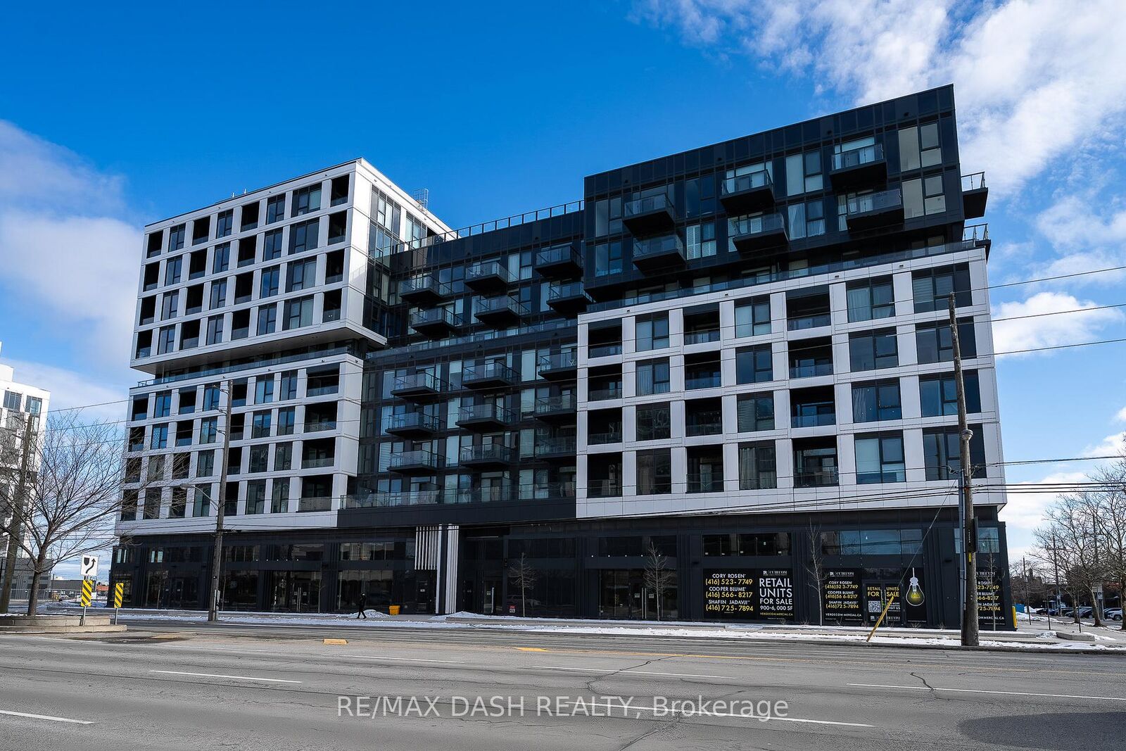 Property Photo:  1037 The Queensway Avenue 213  ON M8Z 0H5 