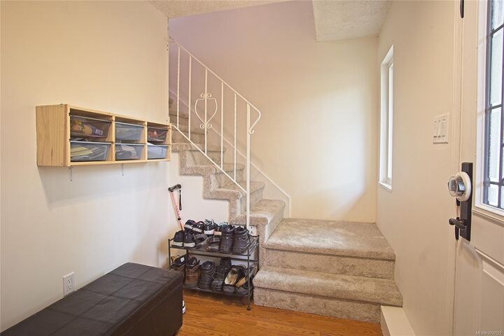 Property Photo:  577 Sixth St #22  BC V9R 5W6 