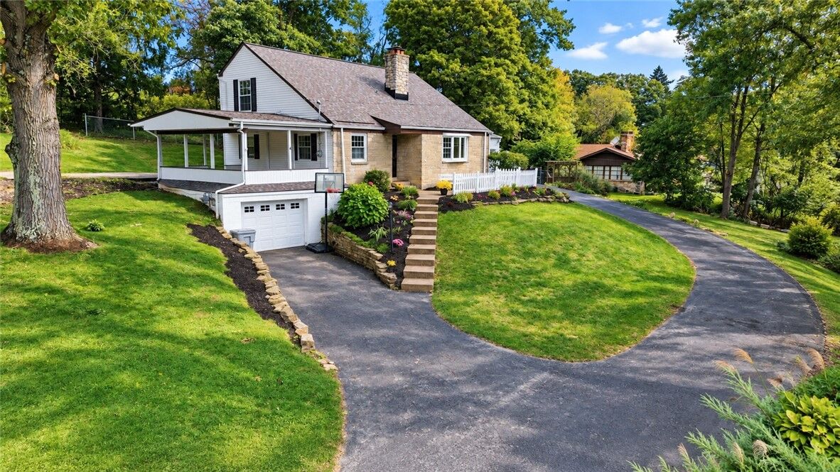 Property Photo:  318 Center Church Road  PA 15317 