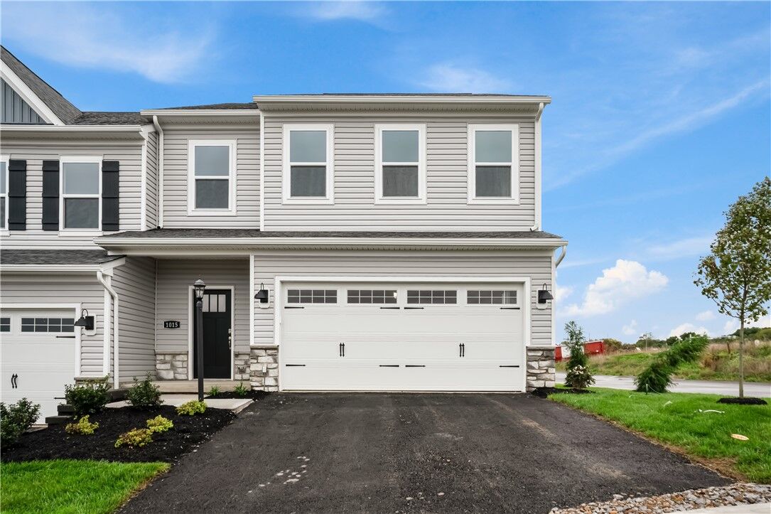 Property Photo:  1015 Darcy Drive  PA 16059 