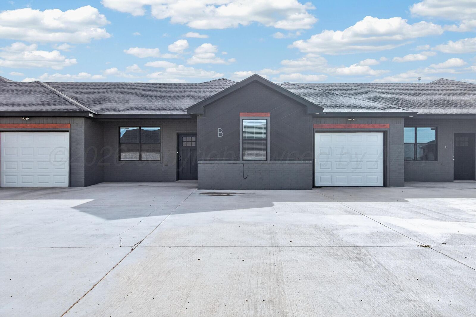 Property Photo:  8853 Redbud Unit B  TX 79119 