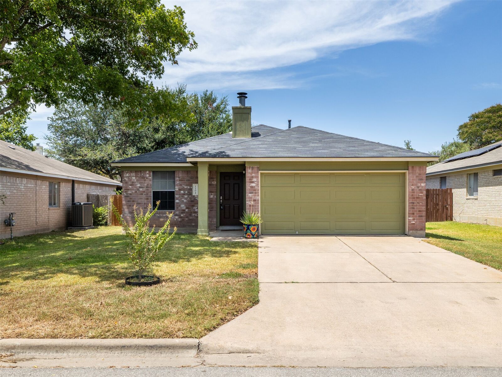 Property Photo:  1104 Laurelleaf Drive  TX 78660 