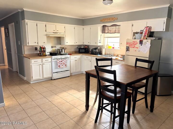 Property Photo:  104 Duke Street  LA 70501 