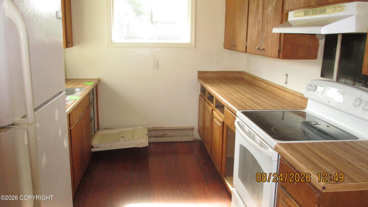 Property Photo:  4210 E 3rd Avenue  AK 99508 
