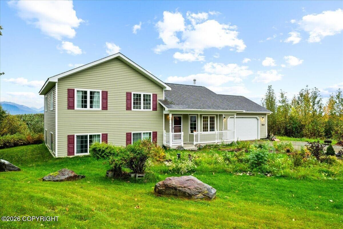 Property Photo: 7824 W Mustafa Circle AK 99623