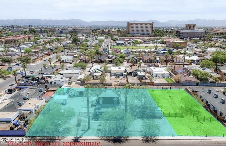 Property Photo: 1621 W Fillmore Street 4 AZ 85007