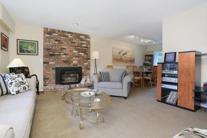 Property Photo:  5372 46 Avenue  BC V4K 3S9 