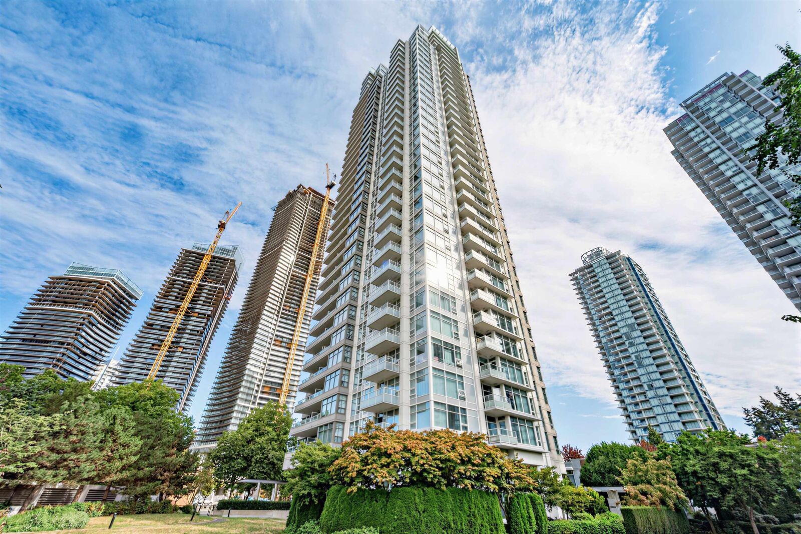 Property Photo:  4880 Bennett Street 908  BC V5H 0C1 