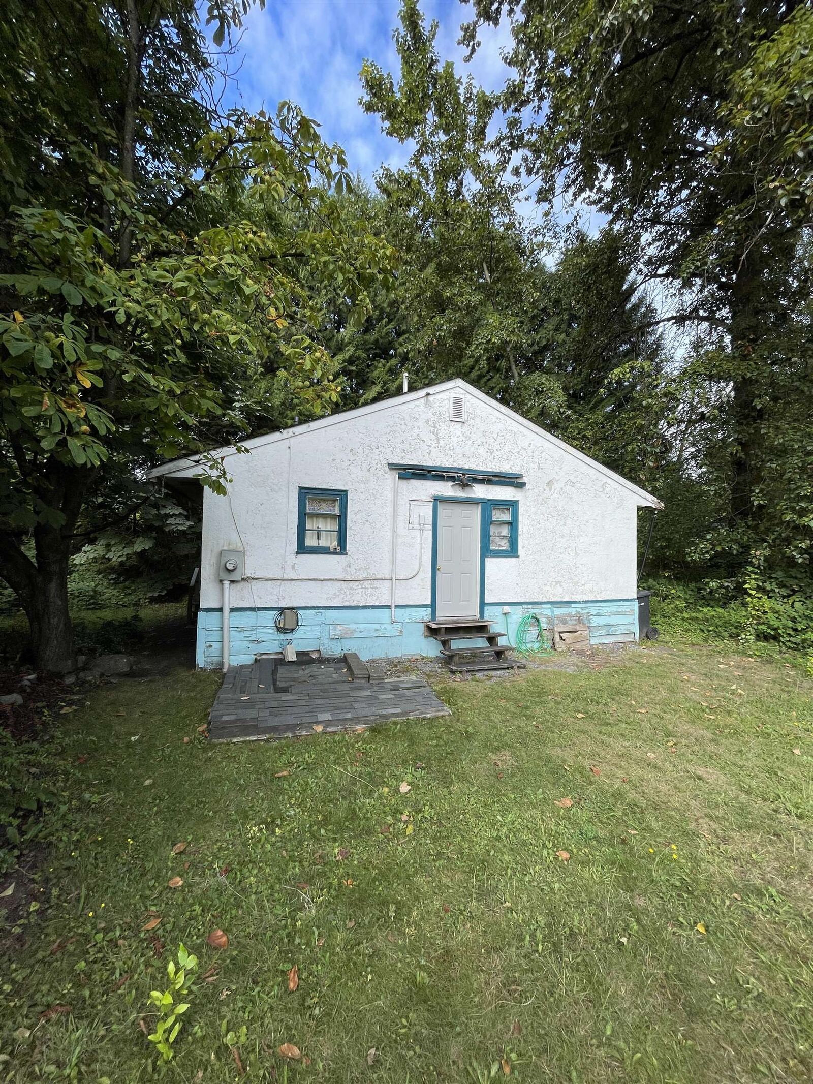 Property Photo:  1127 Dominion Avenue  BC V3B 8G8 