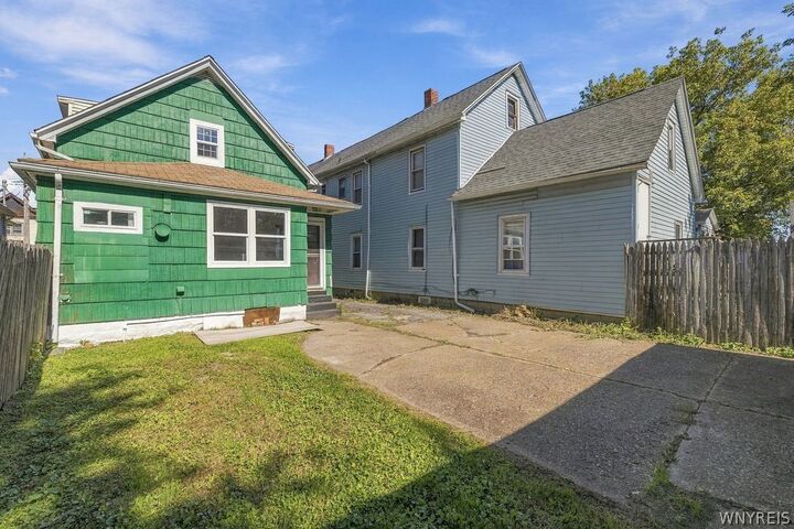 Property Photo:  71 8th Avenue  NY 14120 