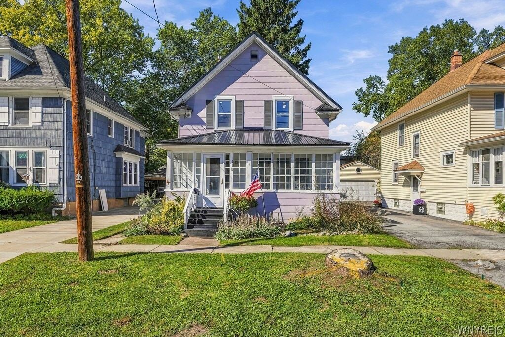Property Photo:  118 Zimmerman Street  NY 14120 