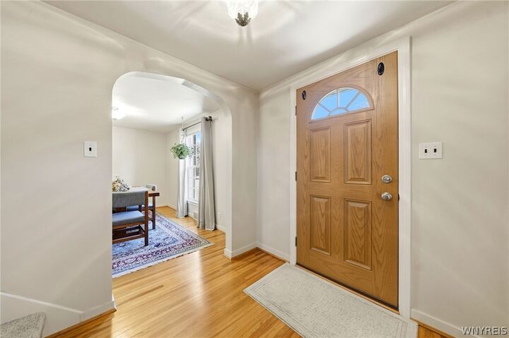 Property Photo: 457 Mount Vernon Road NY 14226