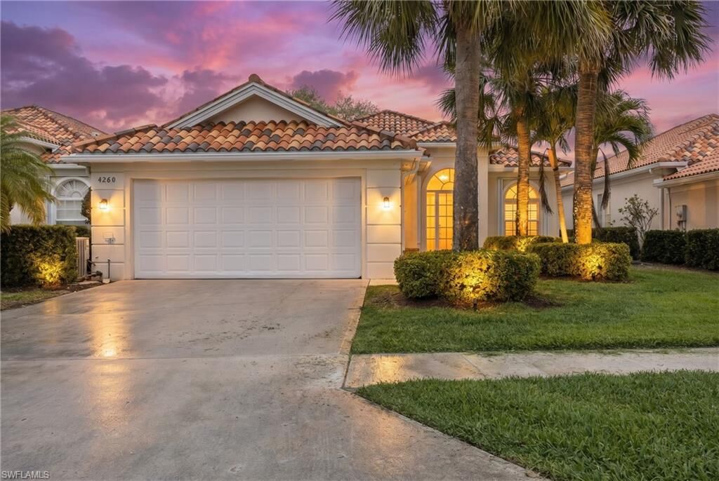 Property Photo:  4260 Montalvo Ct  FL 34109 