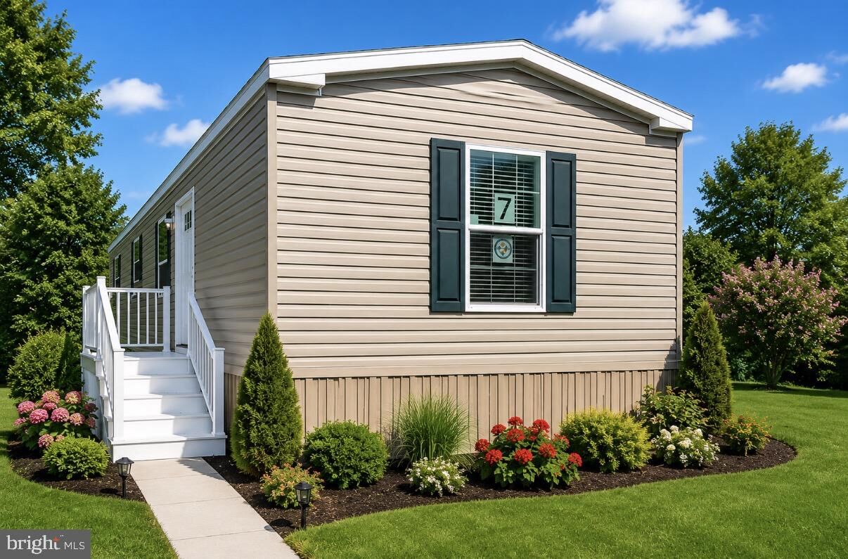 Property Photo:  1446 Gibson Road Unit #T B-9  PA 19020 