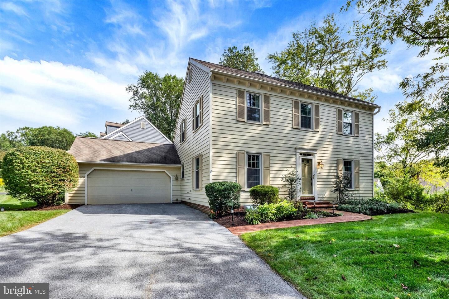 Property Photo:  400 Cranberry Lane 400  PA 19380 