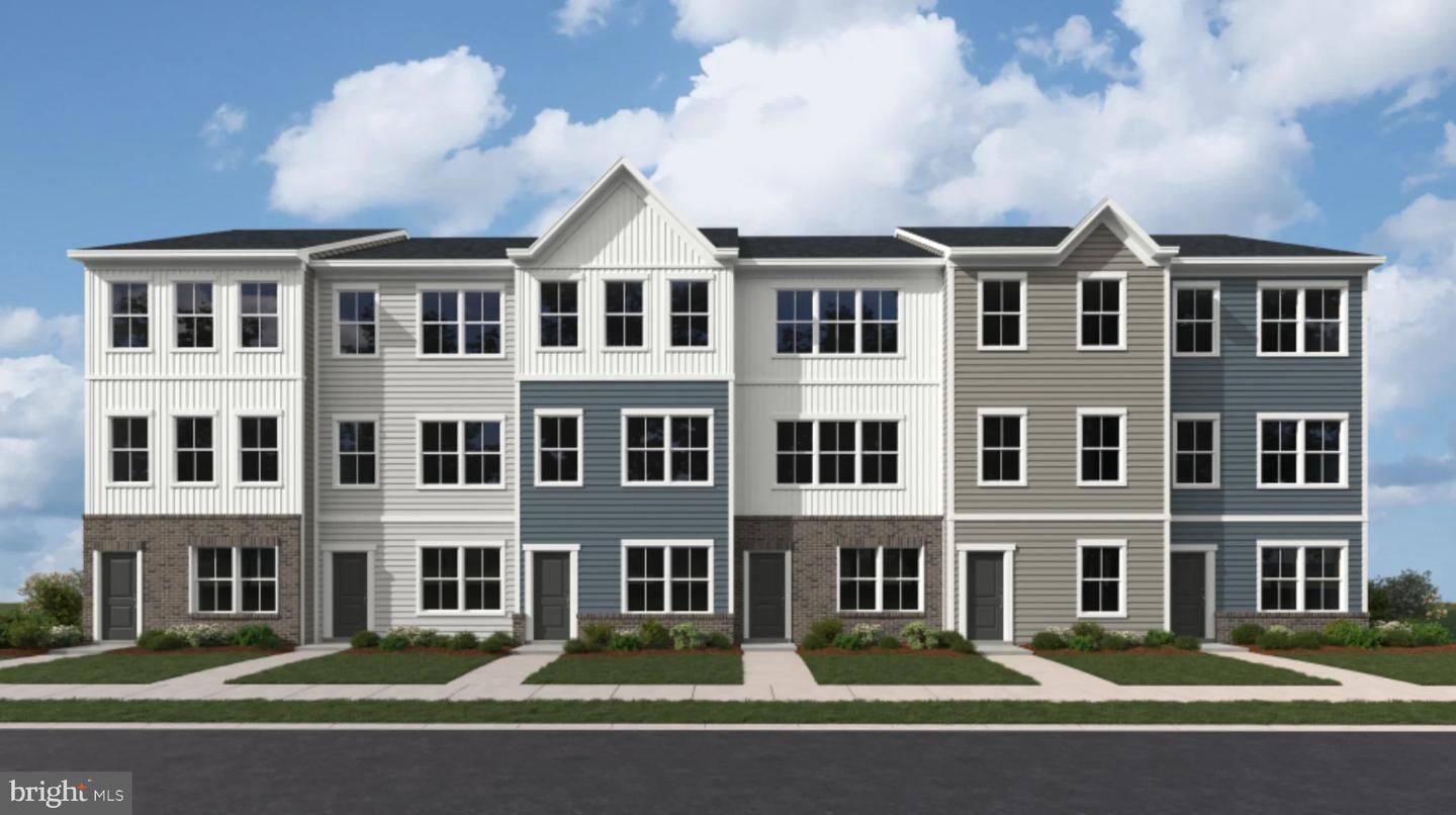 Property Photo:  430 17th Avenue Hs 207  WV 25438 