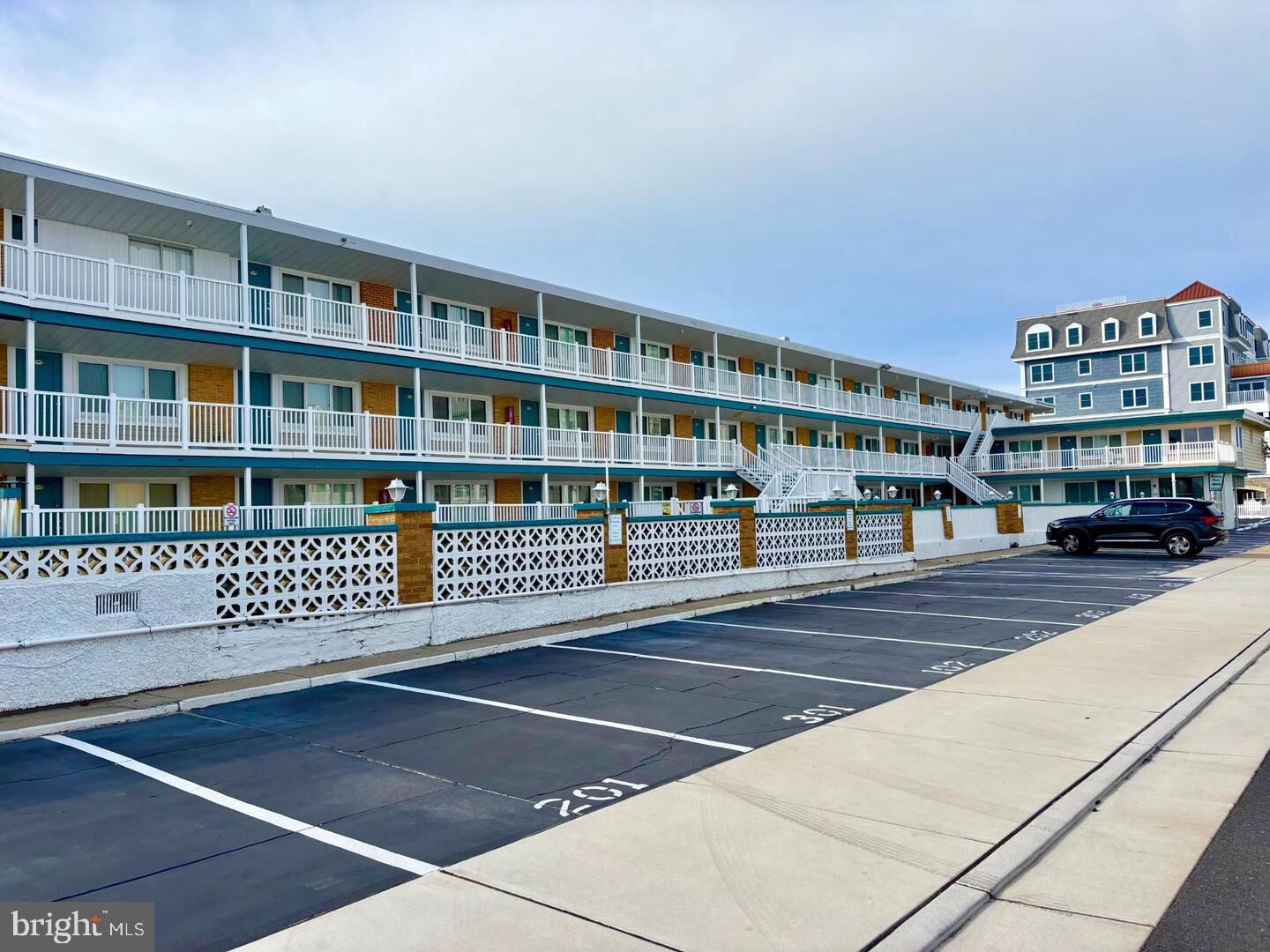 Property Photo: 410 E Monterey Avenue 103 NJ 08260