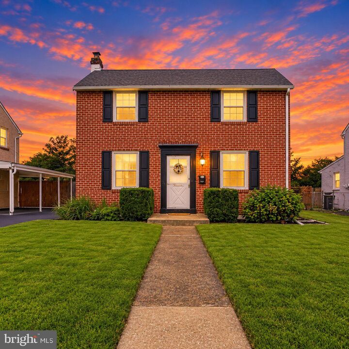 Property Photo: 1027 Edgerton Road PA 19018