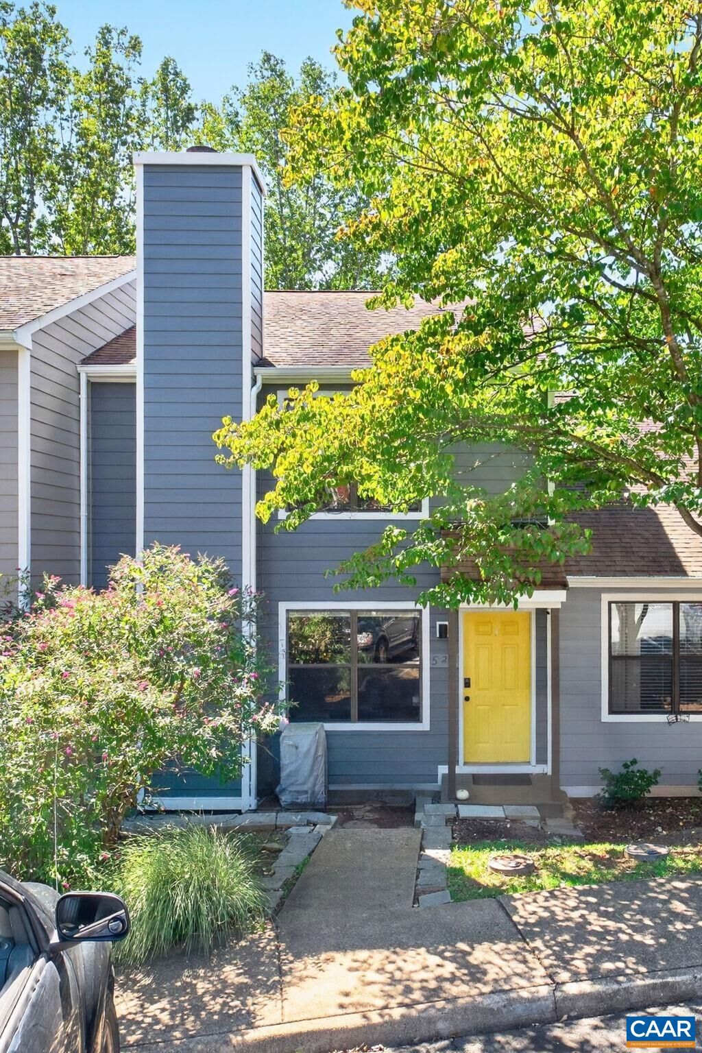 Property Photo: 524 Whitcover Cir VA 22901