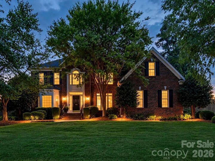 Property Photo:  1911 Solway Lane  NC 28269 