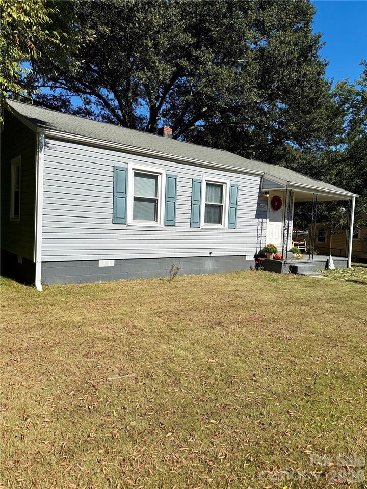 Property Photo:  1656 Oakridge Meadows Court  SC 29732 