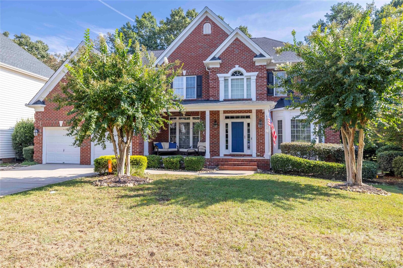 Property Photo:  19008 Hampton Woods Court  NC 28031 
