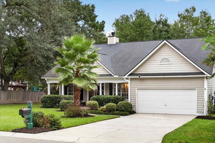 Property Photo:  4001 Plantation House Road  SC 29485 