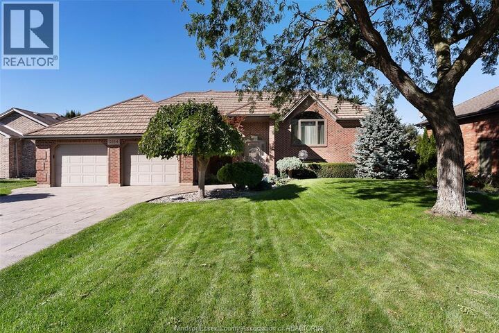Property Photo:  12354 Funaro Crescent  ON N9K 1C4 