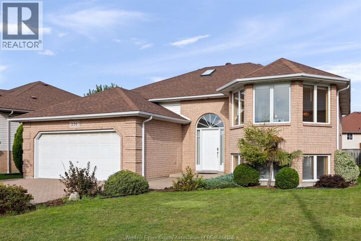 Property Photo:  256 Kenilworth Place  ON N9E 4M6 
