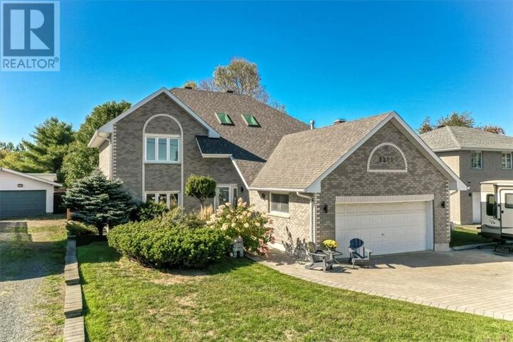 Photo de la propriété:  2281 Fleming Street  ON P3N 1L7 