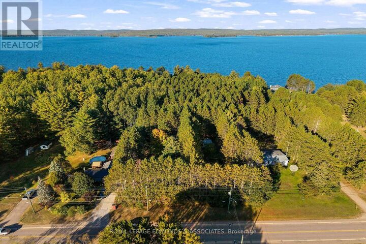 Property Photo:  2740 Round Lake Road  ON K0J 2J0 
