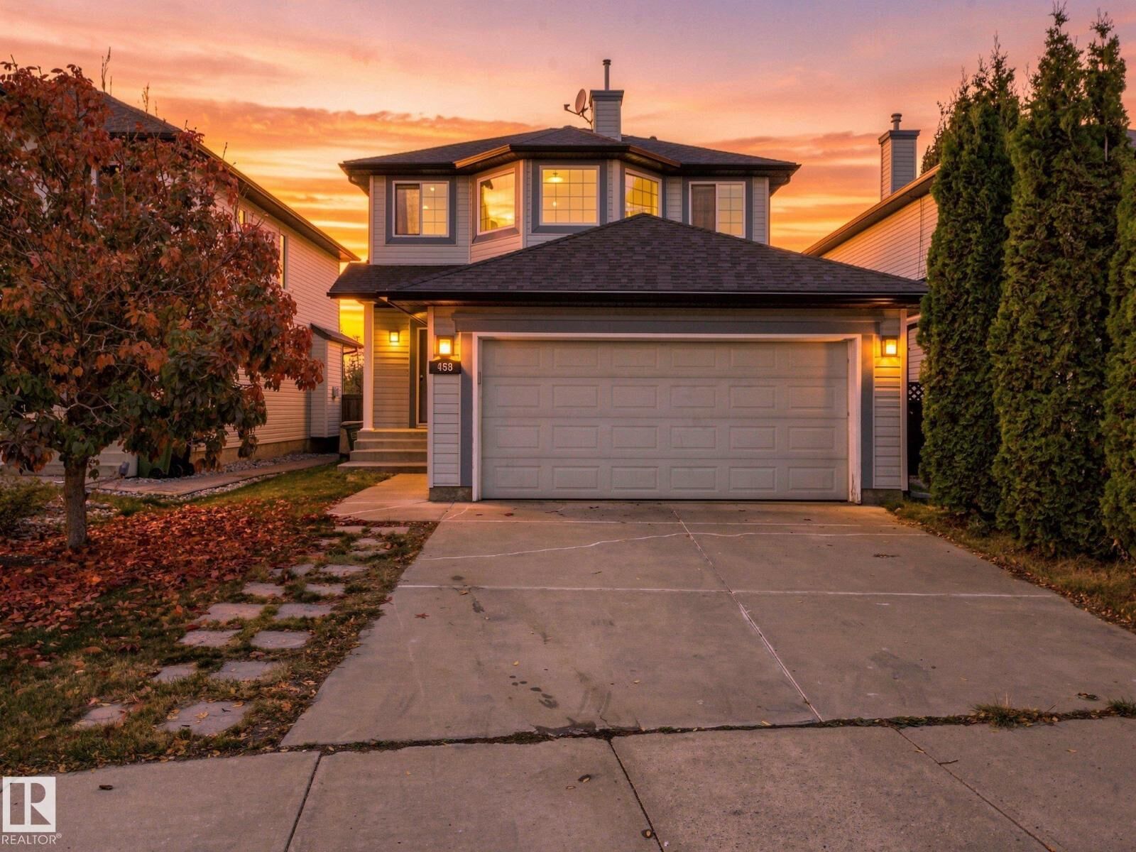 Property Photo:  